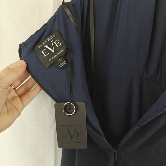 Black Halo Eve NWT Nixie Halter V-Neck Sheath Gown Navy Blue Size 4 Women's - Picture 9 of 14